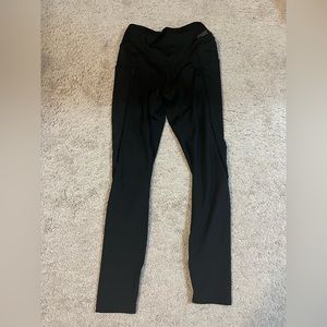 XS PINK/Victoria’s Secret Black Cutout Leggings